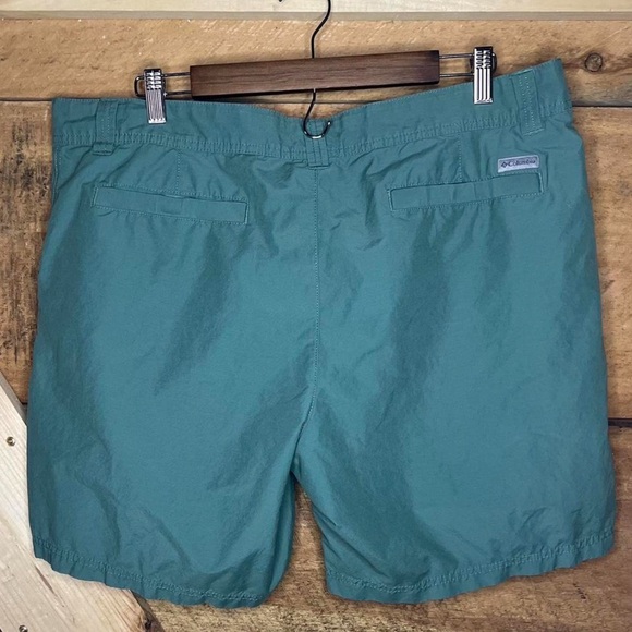 Columbia Sportswear Company Mens Casual PFG shorts Green size 38W 8L - Picture 3 of 7